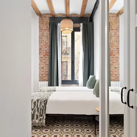 Poble Sec Charming Apartament