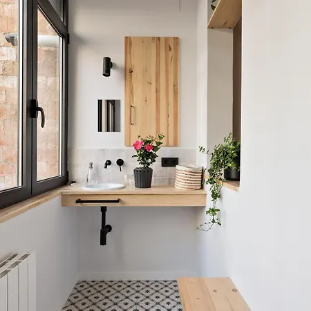 Apartamento Poble Sec Charming *