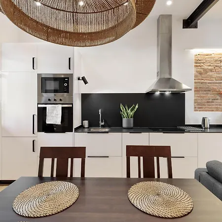 Apartment Poble Sec Charming Apartment