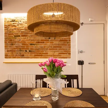 Poble Sec Charming Apartment Apartment *