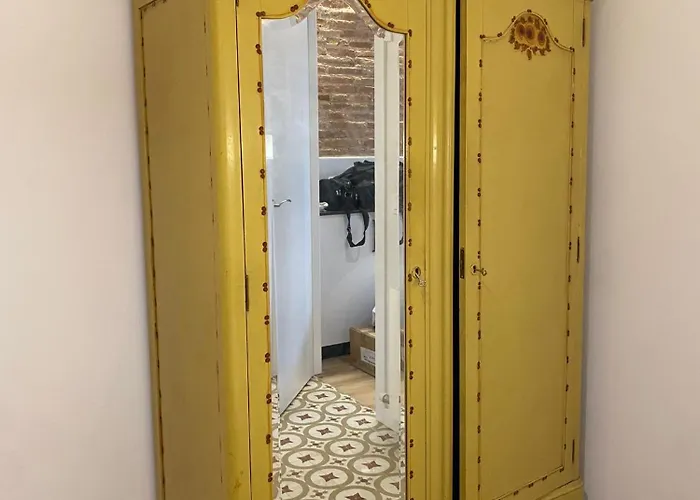 Апартаменты Poble Sec Charming *