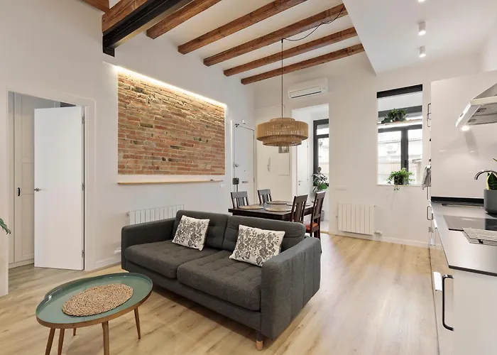 Poble Sec Charming Апартаменты
